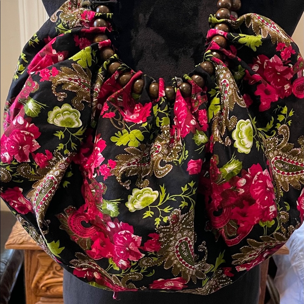 Purse w/beaded arm straps, 1 inside pocket